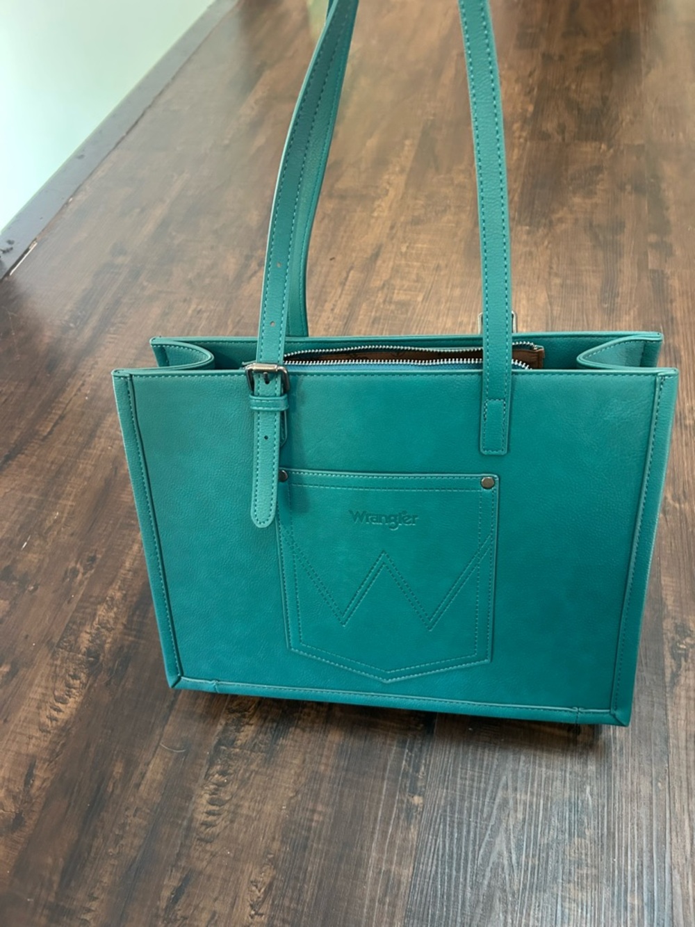 Wrangler Emerald Aztec Purse - Picture 5 of 7
